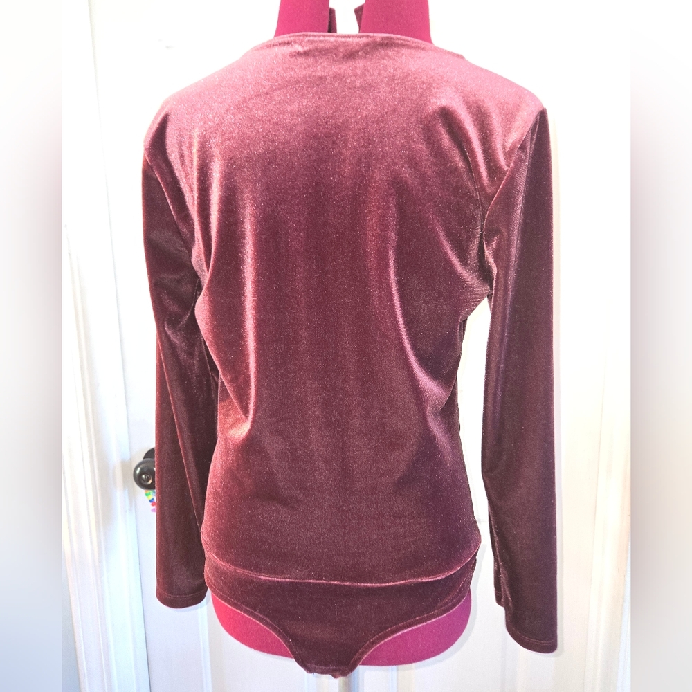 Banana Republic Burgundy Velvet Faux Wrap Medium Long Sleeve Bodysuit - Picture 2 of 8